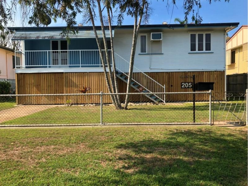 205 Earl Street, Berserker QLD 4701